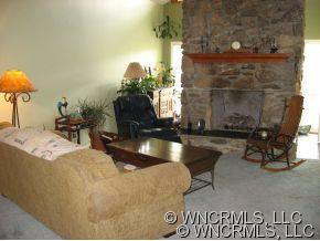 105 Royal Ridge - Photo 6