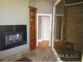 1005 McFarlane Way - Photo 14