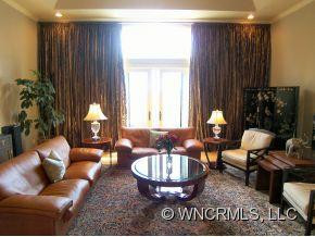 1005 McFarlane Way - Photo 3