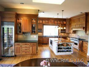 1005 McFarlane Way - Photo 6