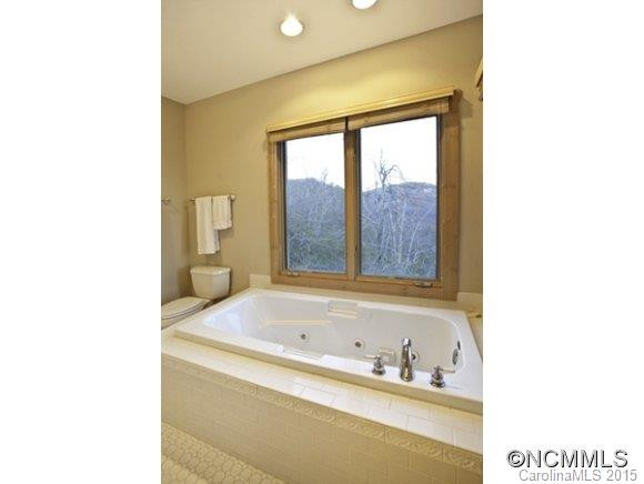 1926 Toxaway Drive #119 - Photo 2