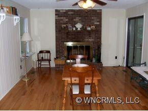 81 Raines Road - Photo 3