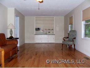 81 Raines Road - Photo 7