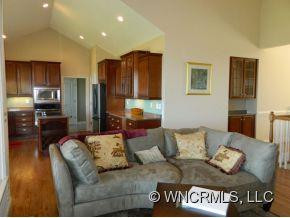 95 DISTANT VIEW DRIVE - Photo 5