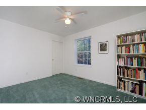 262 Sherwood Ridge Road - Photo 9