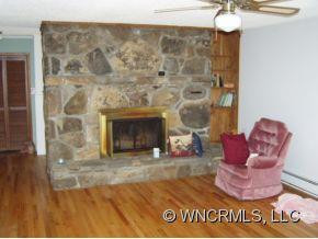 526 A.F. Simmons - Photo 4