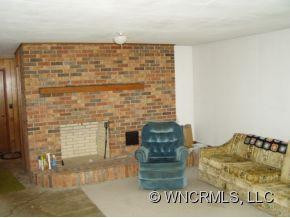 526 A.F. Simmons - Photo 9