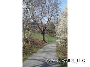 32 Scenic Valley Drive - Photo 16
