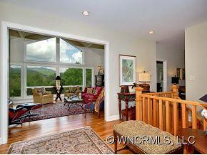 32 Scenic Valley Drive - Photo 3