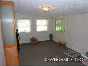 530 OAK HILL COURT - Photo 12
