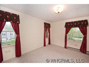 240 Oakmont Drive - Photo 6
