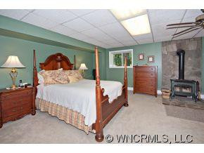 584 IVY HILL DRIVE - Photo 6