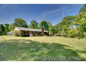 212 SOUTH HILLANDALE DRIVE - Photo 2
