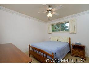 212 SOUTH HILLANDALE DRIVE - Photo 9