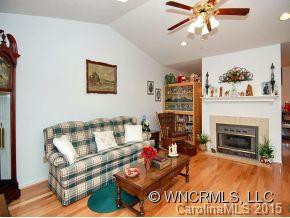 1102 HYDE PARK DRIVE - Photo 2