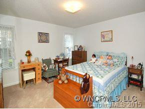 1102 HYDE PARK DRIVE - Photo 10