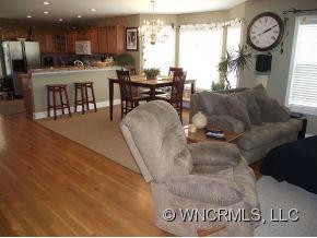 75 Red Maple Drive - Photo 4