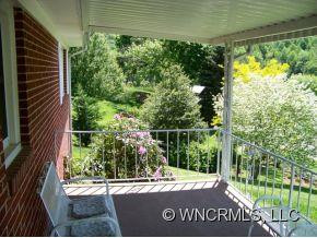 565 Ivy Hills Drive - Photo 2