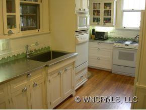 1 Norwood Ave - Photo 7