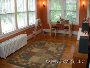 1 Norwood Ave - Photo 8
