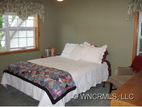 50 Sarah Court - Photo 8
