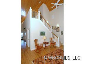 76 THURLAND AVE - Photo 4