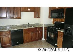 74 Robinson Avenue - Photo 2