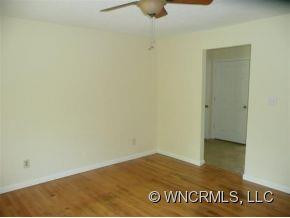 74 Robinson Avenue - Photo 6