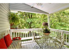 228 Crescent Drive - Photo 12