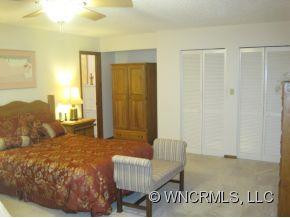 19 Woodmere Drive - Photo 5