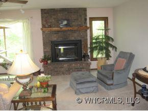 19 Woodmere Drive - Photo 7