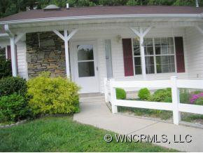 848 Sandburg Terrace - Photo 3