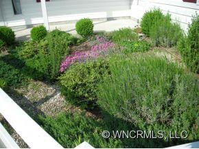848 Sandburg Terrace - Photo 4