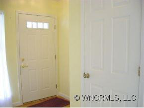 848 Sandburg Terrace - Photo 5