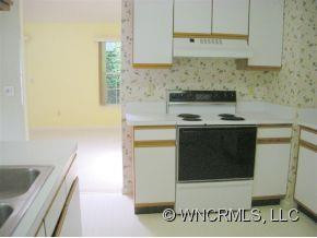 848 Sandburg Terrace - Photo 9
