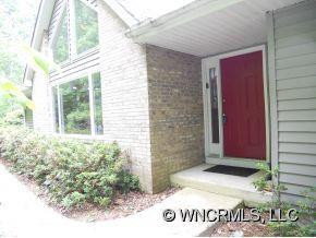 403 SOUTHVIEW LN - Photo 2
