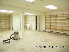 403 SOUTHVIEW LN - Photo 12