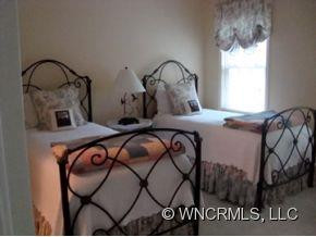 624 Kenmure Drive - Photo 5