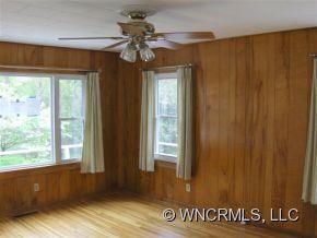 211 Woodland Drive - Photo 6