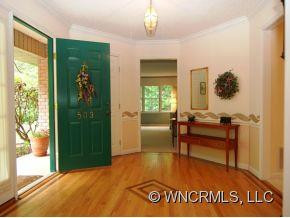 503 CLAREMONT - Photo 2