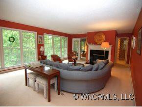 503 CLAREMONT - Photo 5
