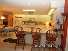 503 CLAREMONT - Photo 6