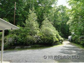 21 Woodstock Drive - Photo 3