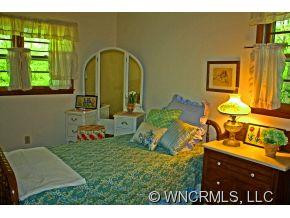 21 Woodstock Drive - Photo 5