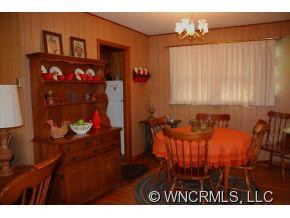 21 Woodstock Drive - Photo 8