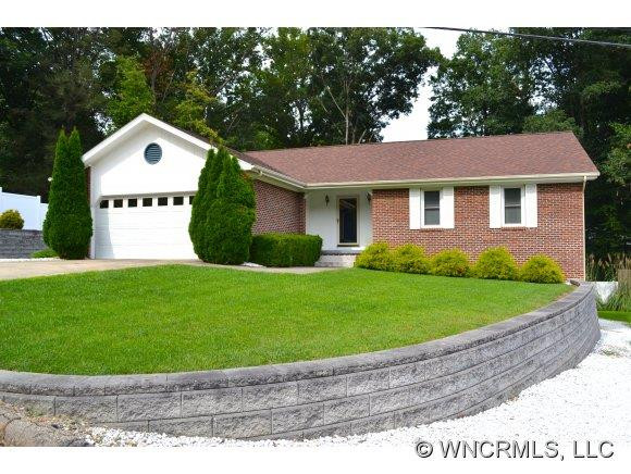 846 Woodfield Drive