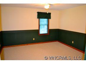 846 Woodfield Drive - Photo 18