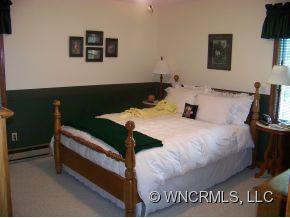 846 Woodfield Drive - Photo 8