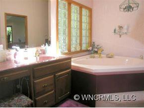 3760 Green River Road - Photo 8