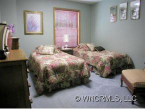 3760 Green River Road - Photo 10